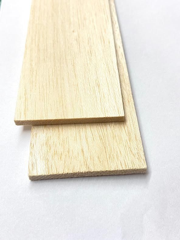 Chapa de madeira  balsa  9.5mm x 8mm x 50cm lote de 1 unidade