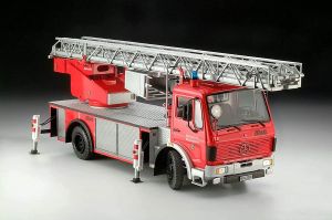 DLK 23-12 Mercedes-Benz 1419/1422 Fire Engine 1/24 Bombeiro Kit Para Montar Revell 07504