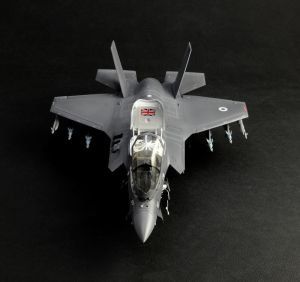 F-35 B Lightning II 1/48 Kit Para Montar Italeri 2810