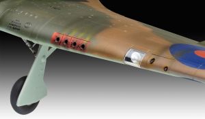 Hawker Hurricane Mk IIb - 1/32 Kit de Montar Revell 04968