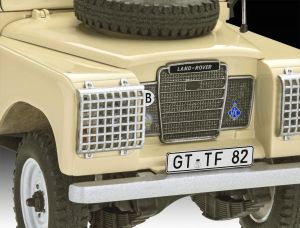 Land Rover Series Iii Lwb 1/24 Kit De Montar Revell 07056