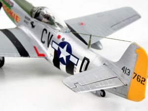 Revell 04148 P-51D Mustang - 1/72  Kit Para Montar 