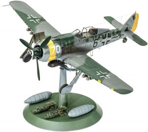 Revell 04869 Focke Wulf Fwl90 F-8 - 1/32 Kit Para montar