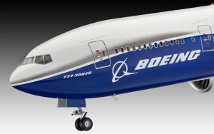 Revell 04945 Boeing 777-300Er - 1/144 -  Kit Para Montar 