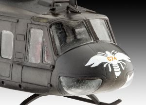 Revell 04983 Bell Uh-1H Gunship - 1/100 Kit Para Montar