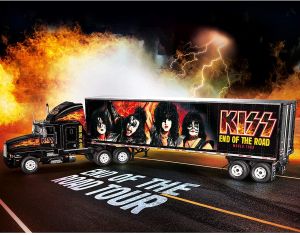 Revell 07644 KISS Tour Truck -End of the Road 1/32 Kit para Montar