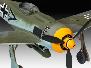  Revell 63898 Focke Wulf Fw190 F-8 - 1/72 Model Set Kit Para Montar