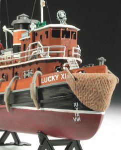 Revell 65207 Model Set Harbour Tug Boat - 1/108 