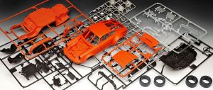 Revell 67031  Porsche 934 Rsr Jägermeister - 1/24 Model Set  Kit Para Montar 