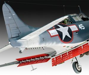 SBD-5 Dauntless Navyfighter 1/48 Kit de Montar Revell 03869