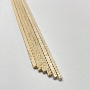 Vareta de Madeira Balsa quadrada de 2X2mm x 50cm lote com 6 Unidades